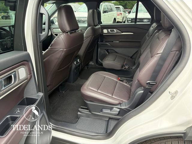 New 2026 Ford Explorer Platinum RWD image 27