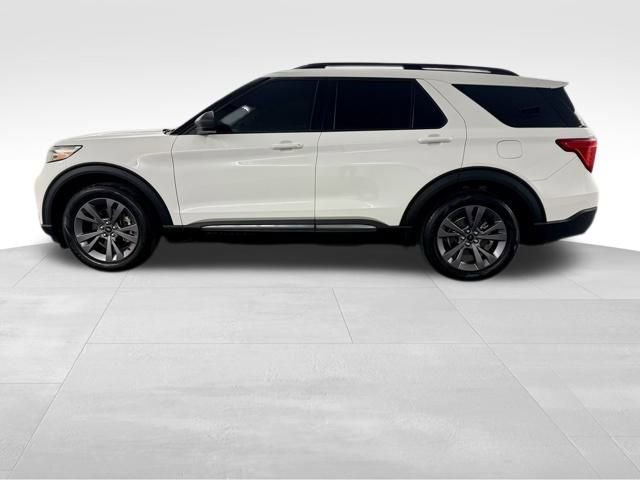 Used 2021 Ford Explorer XLT w/ Equipment Group 202A image 5