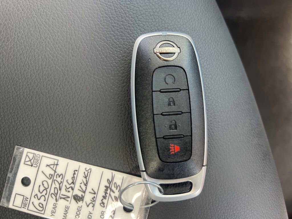 Certified 2023 Nissan Kicks SR w/ SR Premium Package FWD image 27