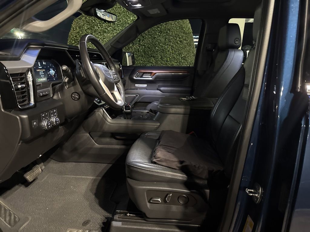 Used 2023 GMC Sierra 1500 Denali w/ Denali Reserve Package image 9