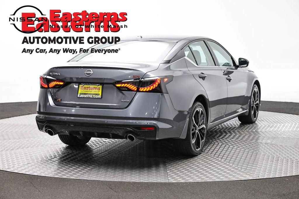 Used 2025 Nissan Altima 2.5 SR AWD/4WD image 5
