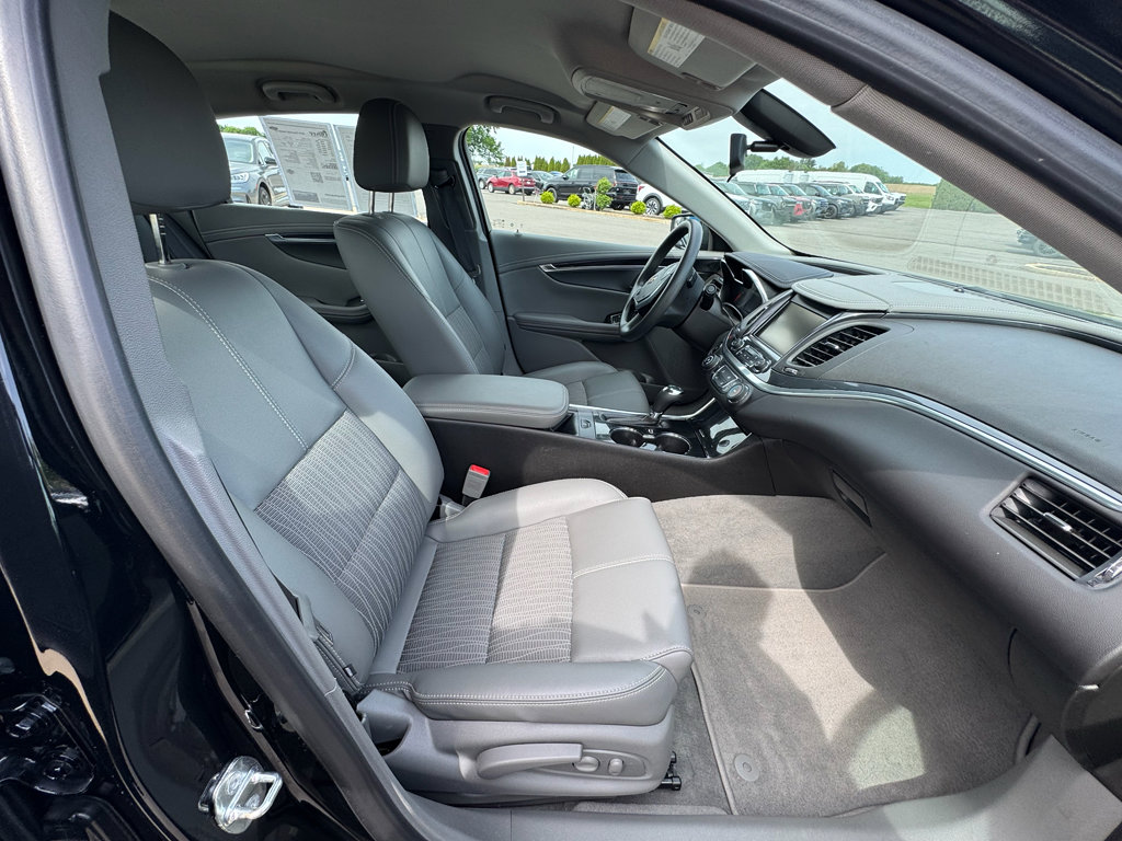 Used 2019 Chevrolet Impala LS FWD image 10