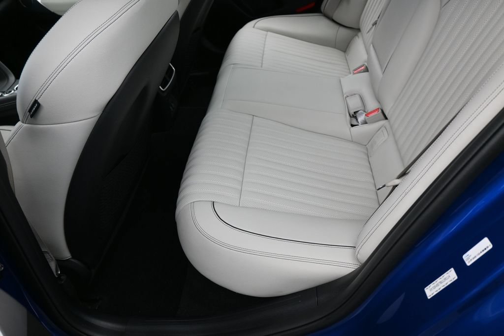 Used 2024 Genesis G70 3.3T Advanced RWD image 34