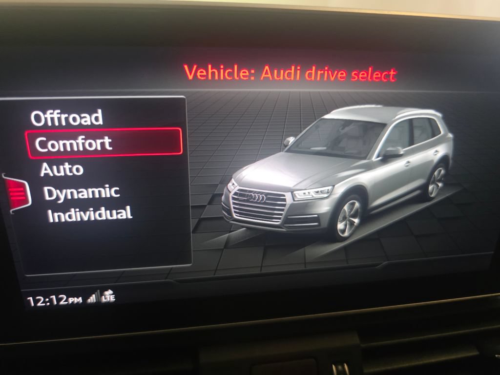 Used 2020 Audi SQ5 Premium Plus w/ Premium Plus Package AWD/4WD image 13