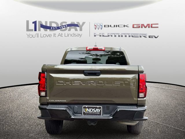 Certified 2024 Chevrolet Colorado W/T RWD image 4