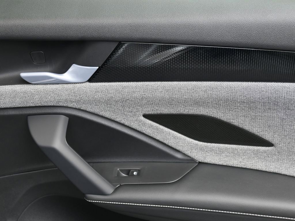 New 2026 Volkswagen Tiguan S image 14