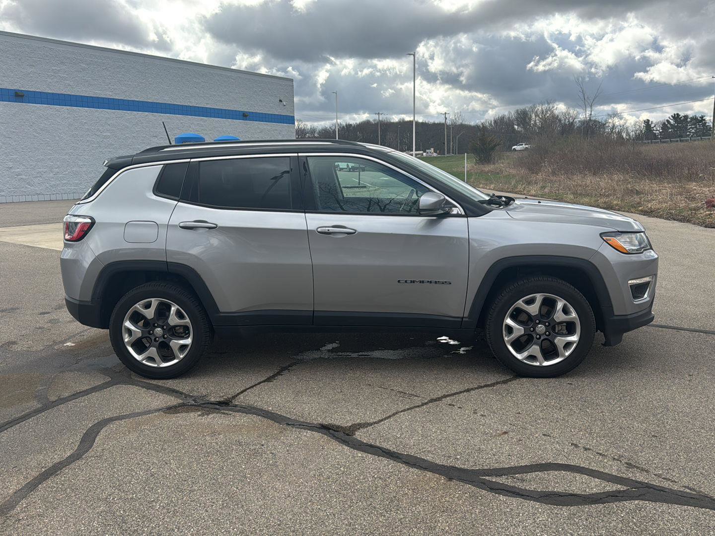Used 2020 Jeep Compass Limited image 7