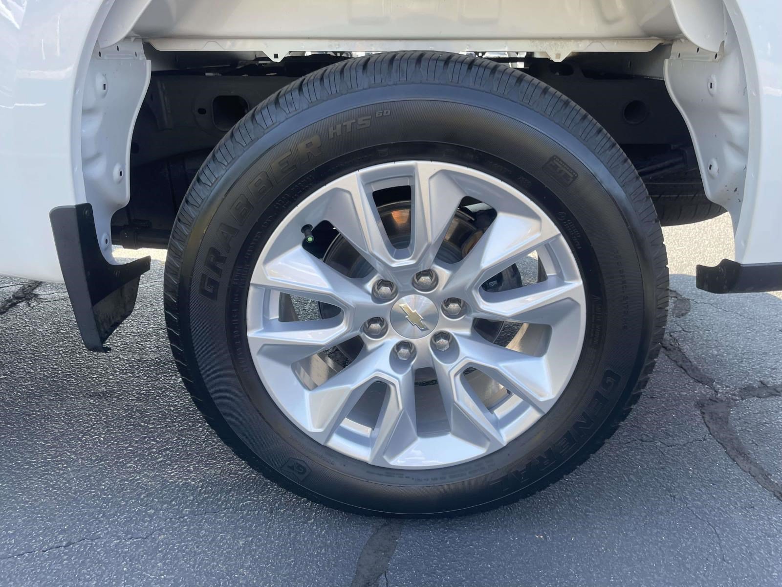 Used 2024 Chevrolet Silverado 1500 Custom RWD image 7
