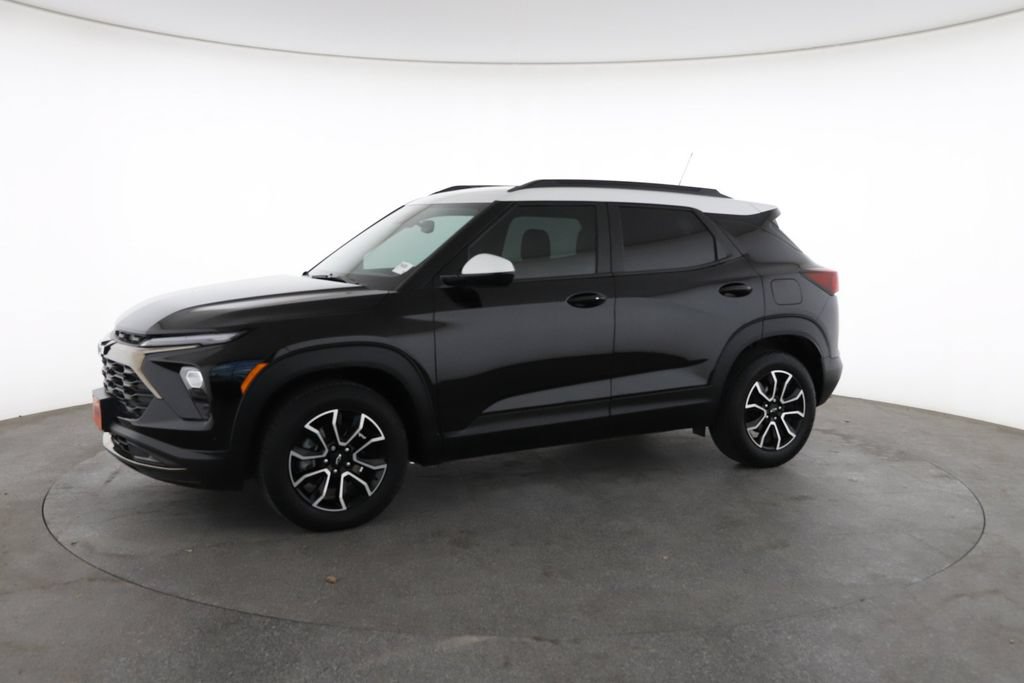 Used 2025 Chevrolet TrailBlazer ACTIV w/ Convenience Package FWD image 6