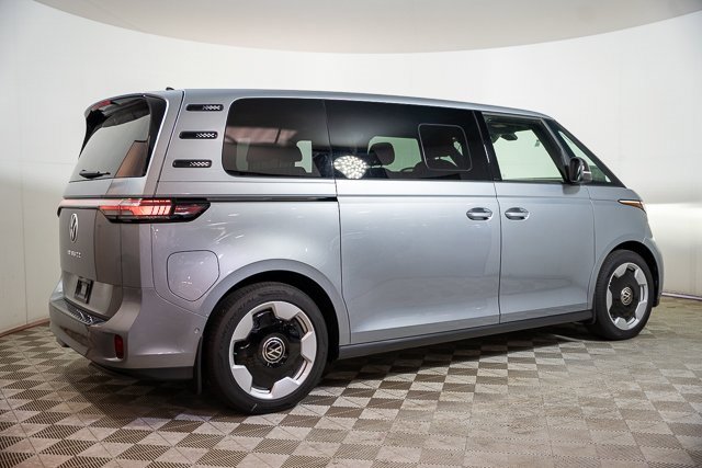 New 2025 Volkswagen ID. Buzz Pro S image 40