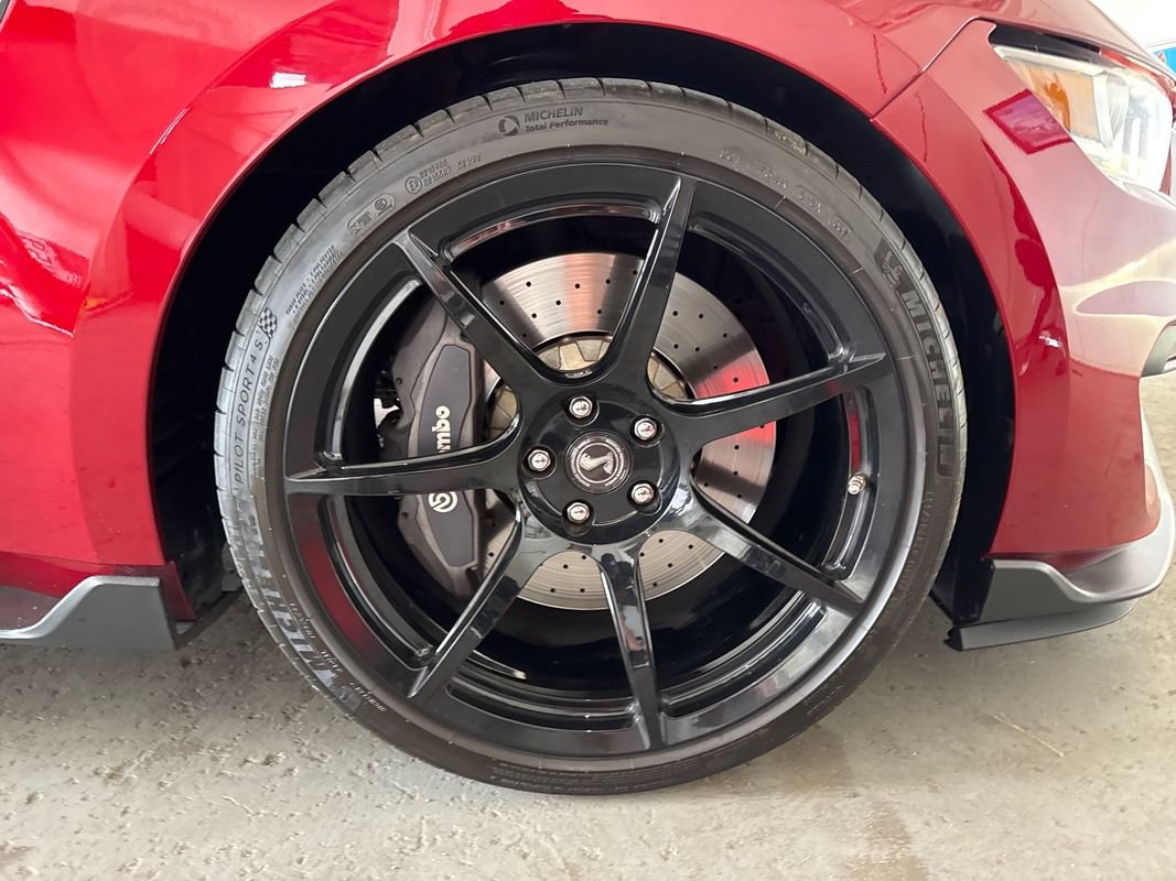 Used 2017 Ford Mustang Shelby GT350 RWD image 17
