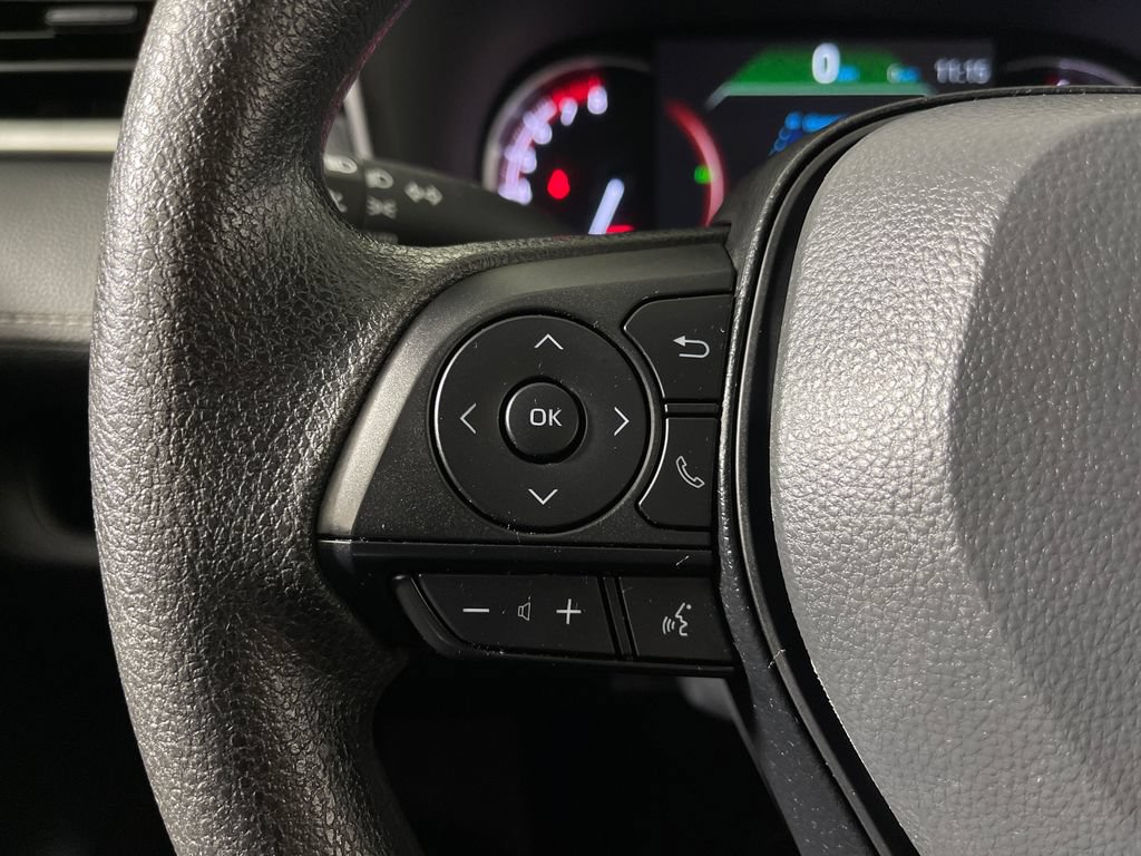 Certified 2025 Toyota RAV4 XLE FWD image 26