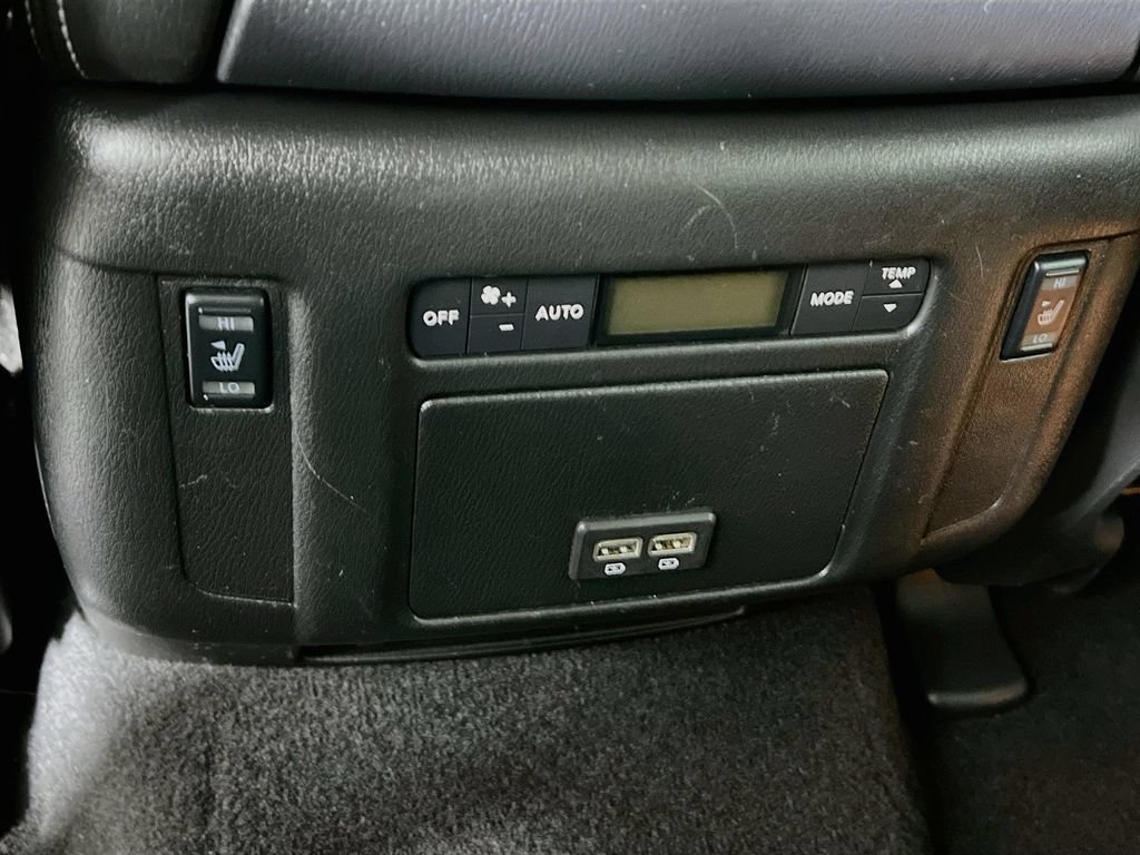 Used 2017 Nissan Armada Platinum w/ Captain Seat Package AWD/4WD image 30
