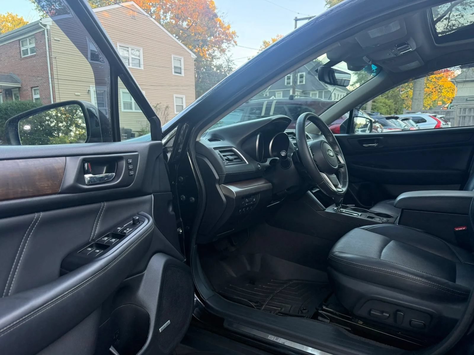 Used 2018 Subaru Outback 2.5i Limited AWD/4WD image 7