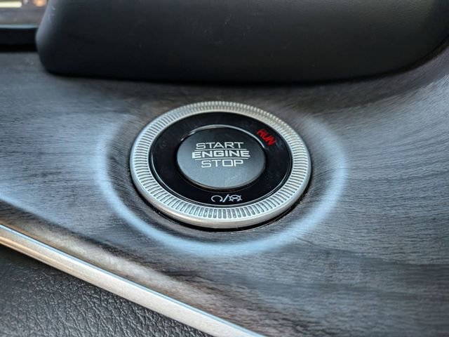 Used 2022 Jeep Grand Cherokee Limited 4xe image 19