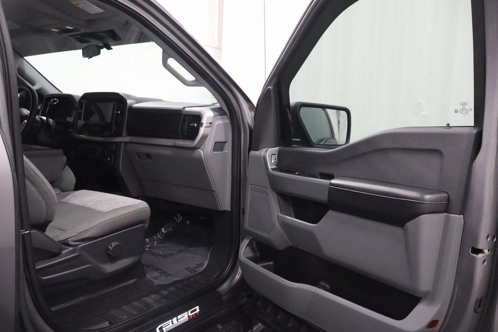 Used 2023 Ford F150 XLT image 14