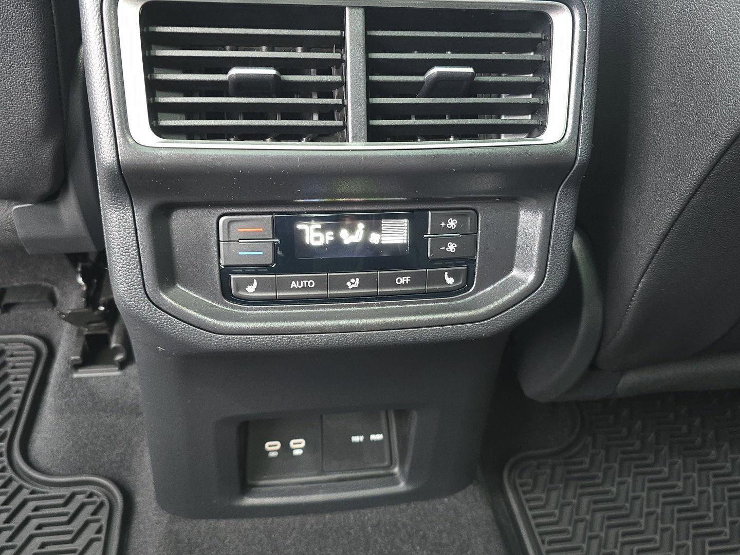 New 2026 Volkswagen Atlas SEL Premium R-Line image 11