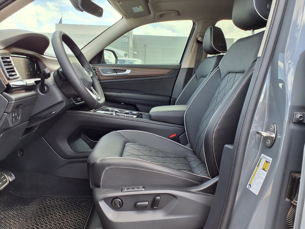 New 2026 Volkswagen Atlas SEL Premium R-Line image 10