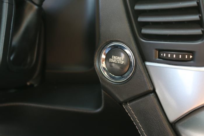 Used 2018 Chevrolet Suburban Premier image 11