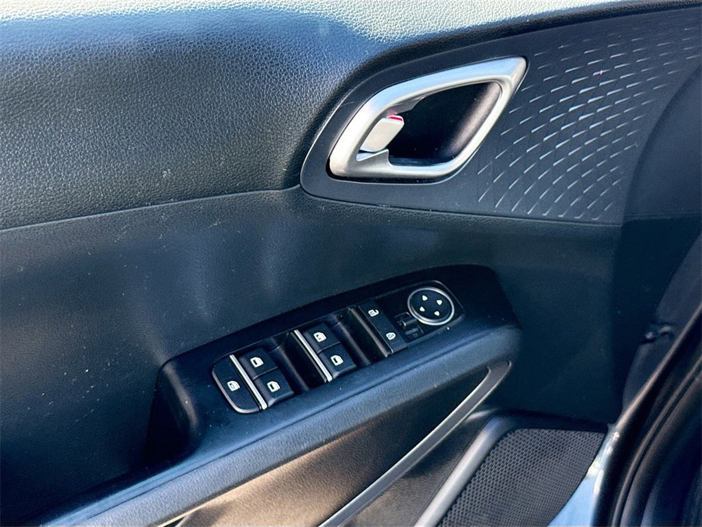 Used 2021 Kia Soul S image 18