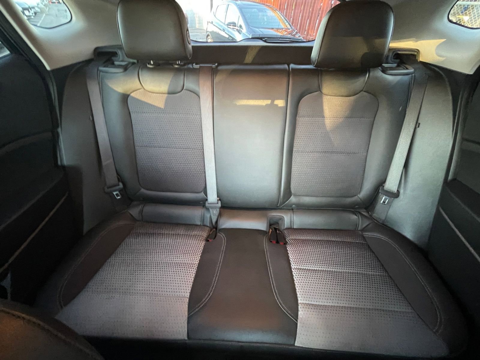 Used 2025 Chevrolet Trax LT image 32