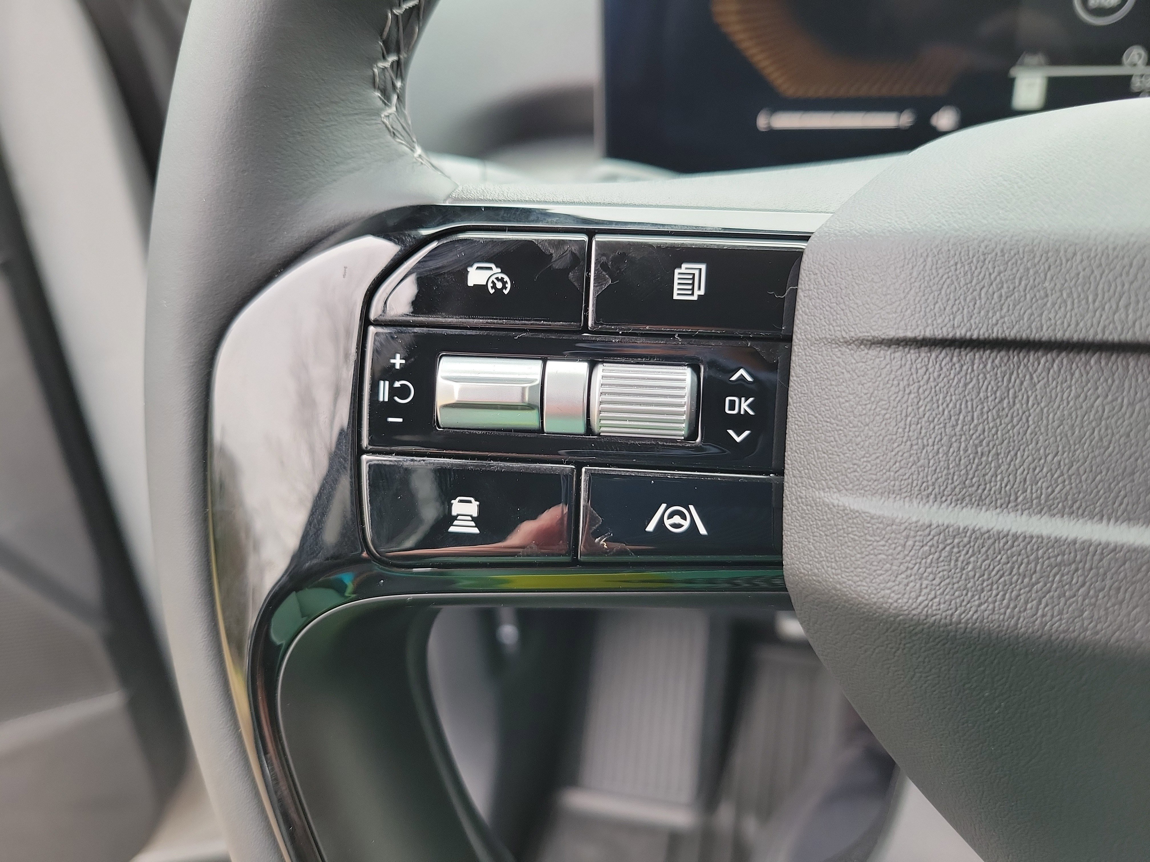 New 2026 Kia Sorento S image 14