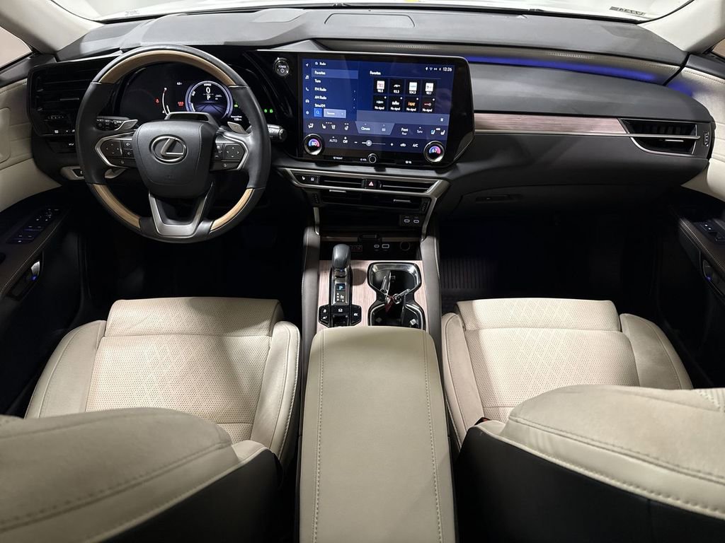 Used 2024 Lexus RX 350h image 10