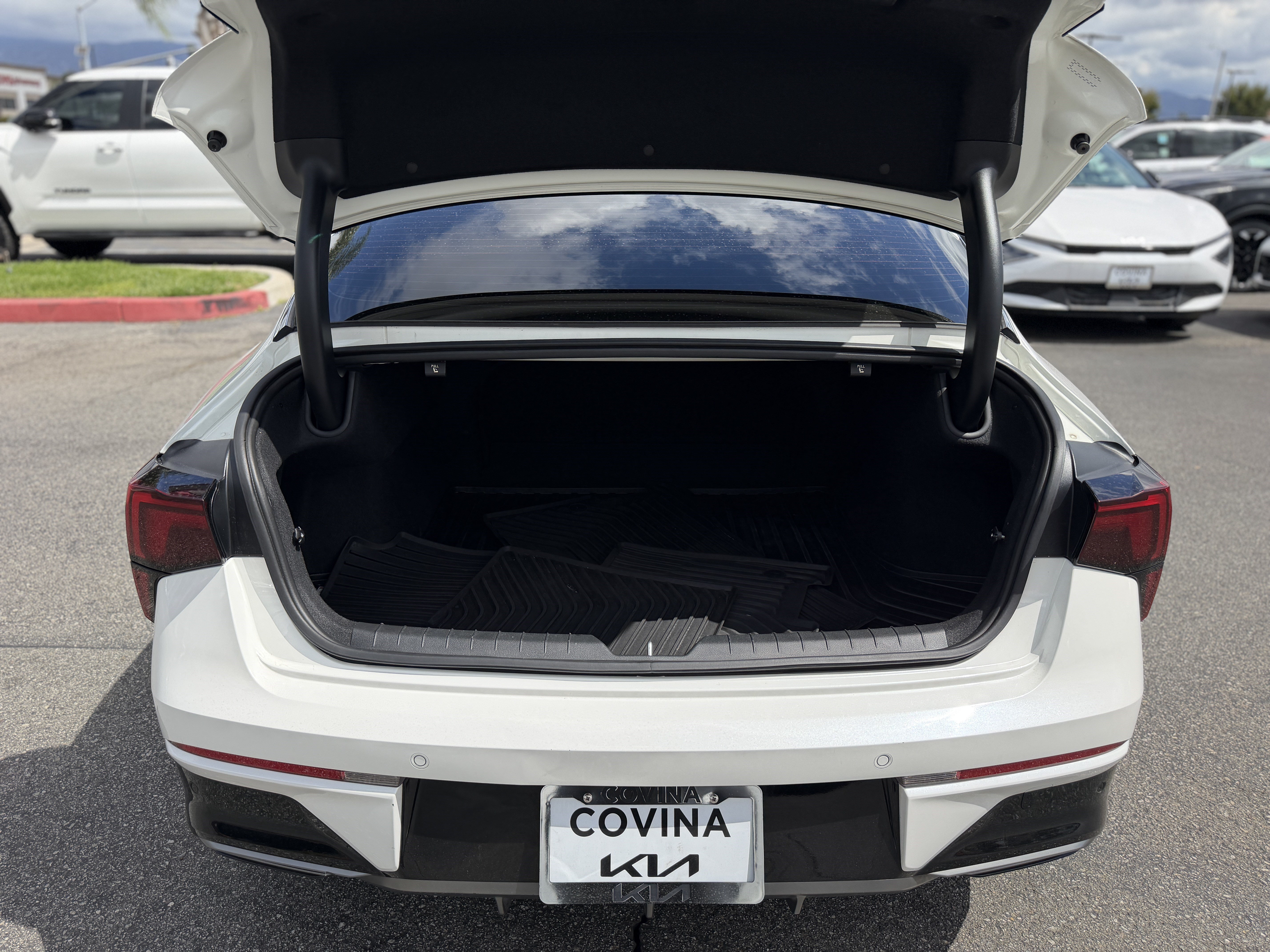 Certified 2025 Kia K5 GT-Line AWD/4WD image 10