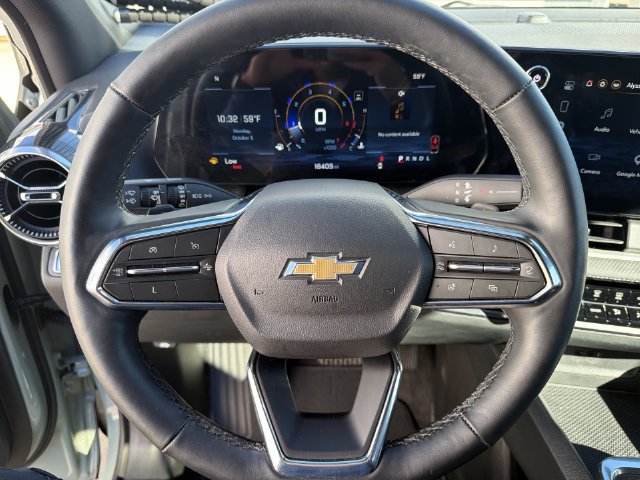 Used 2025 Chevrolet Equinox LT w/ Safety and Technology Package FWD image 23