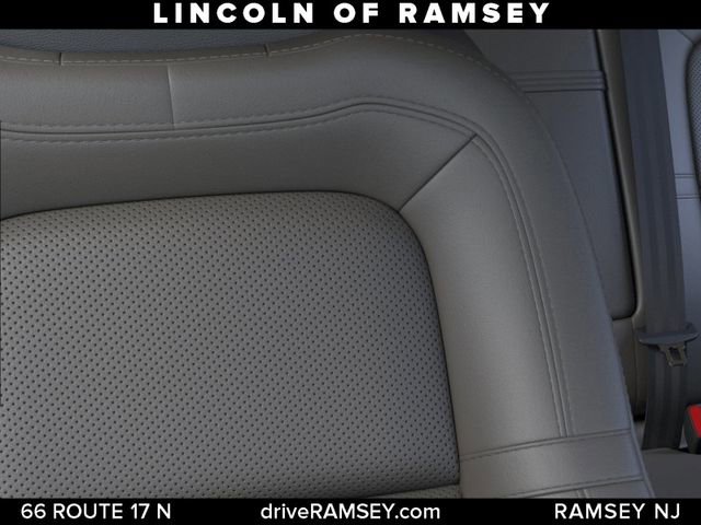 New 2026 Lincoln Corsair Reserve image 17