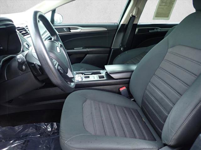 Used 2020 Ford Fusion SE AWD/4WD image 10
