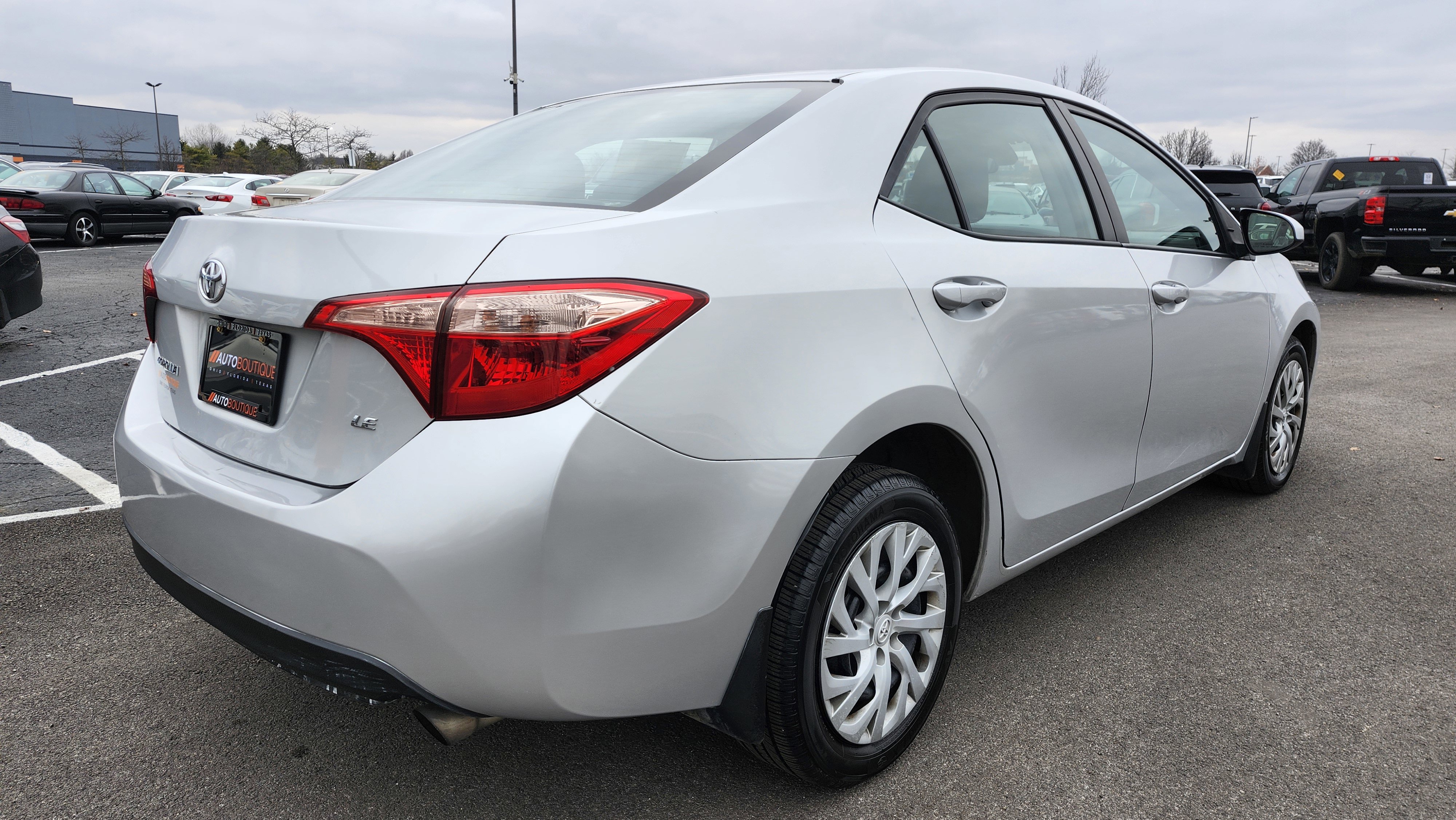 Used 2017 Toyota Corolla LE image 14