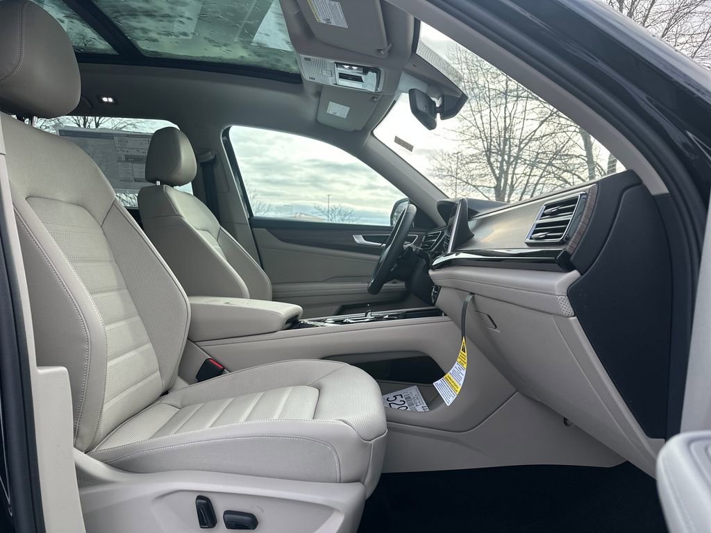 New 2026 Volkswagen Atlas SEL image 16