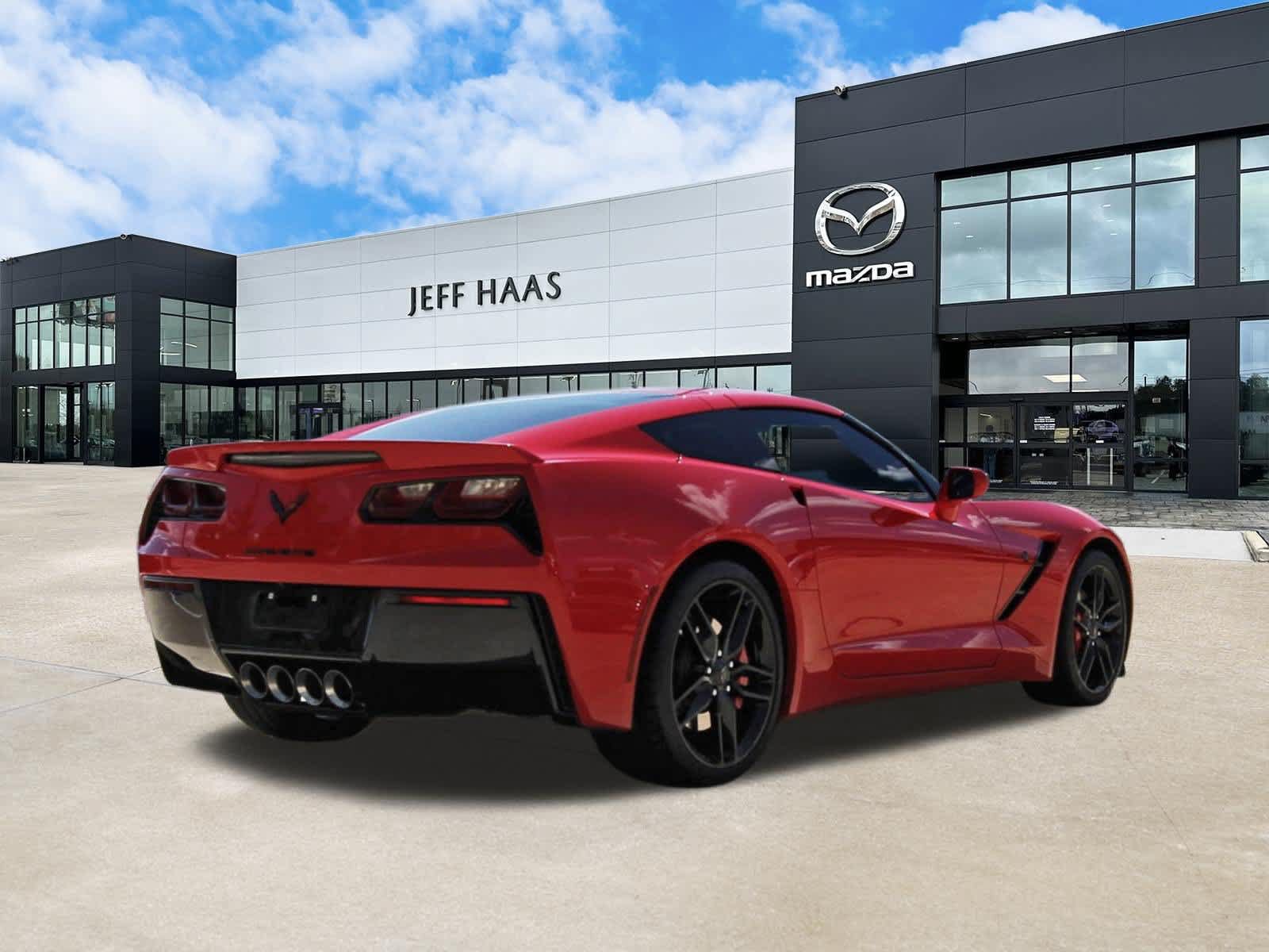 Used 2019 Chevrolet Corvette Stingray Coupe w/ Carbon Flash Badge Package RWD image 3