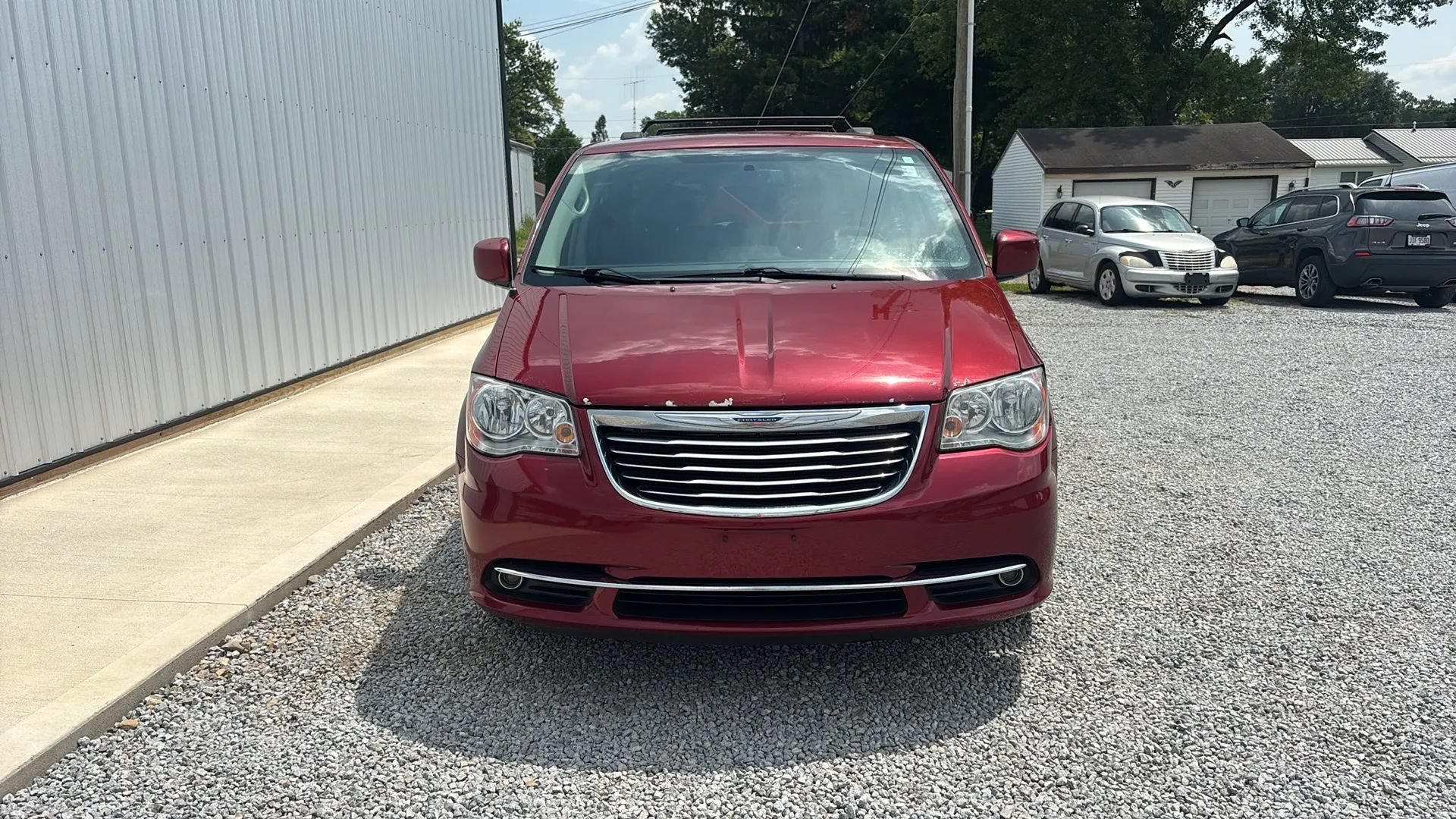 Used 2016 Chrysler Town & Country Touring w/ Driver Convenience Group FWD image 10