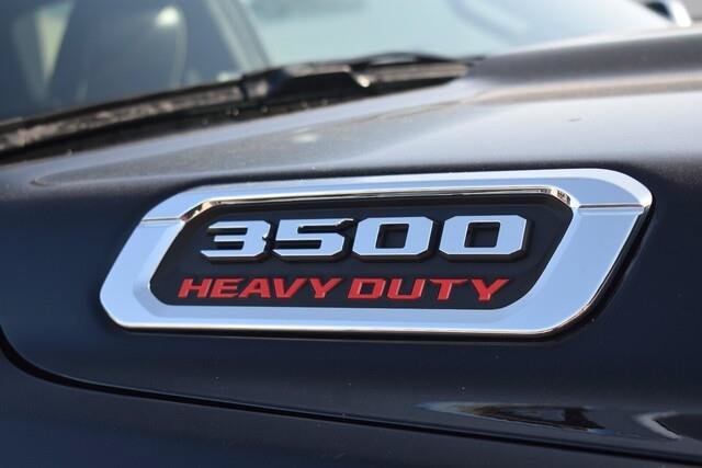 Used 2025 RAM 3500 Limited AWD/4WD image 14