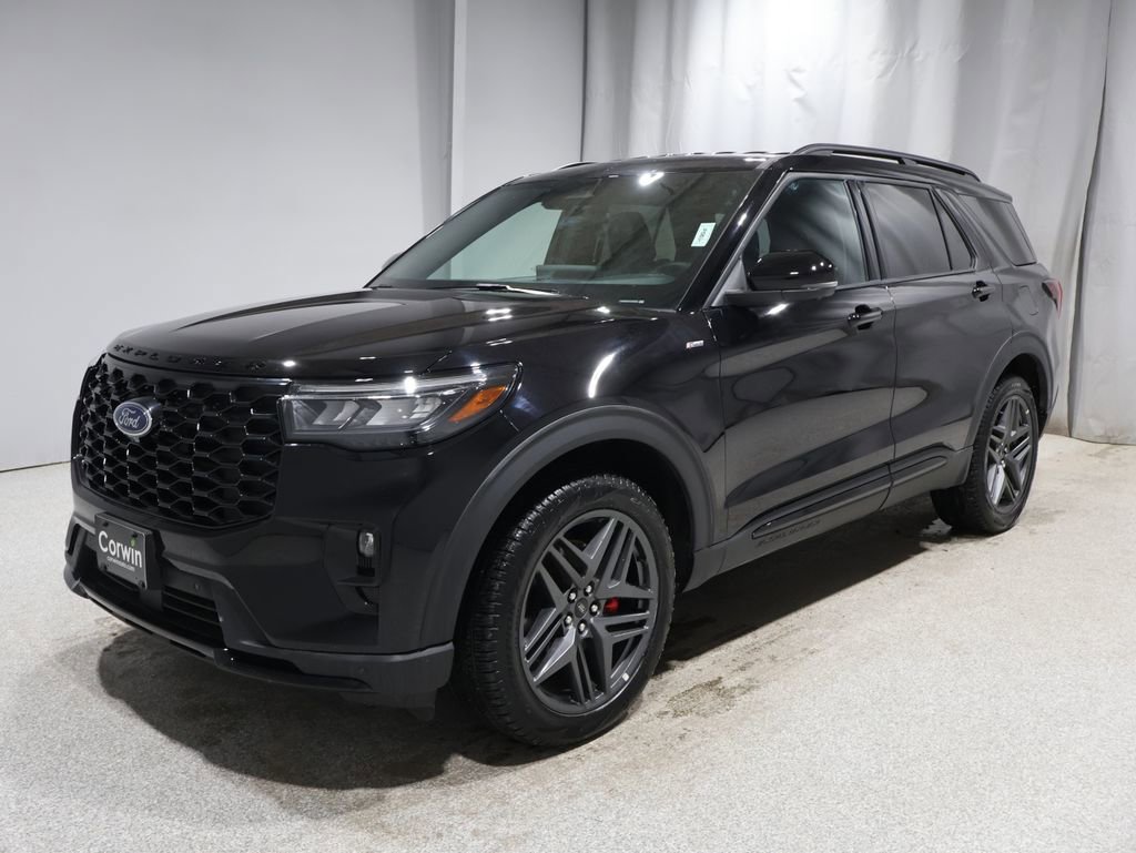 Used 2025 Ford Explorer ST-Line w/ ST-Line Street Pack image 5