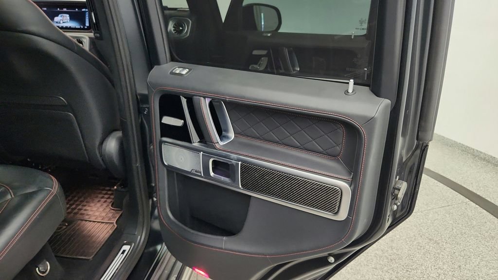 Used 2023 Mercedes-Benz G 550 image 31
