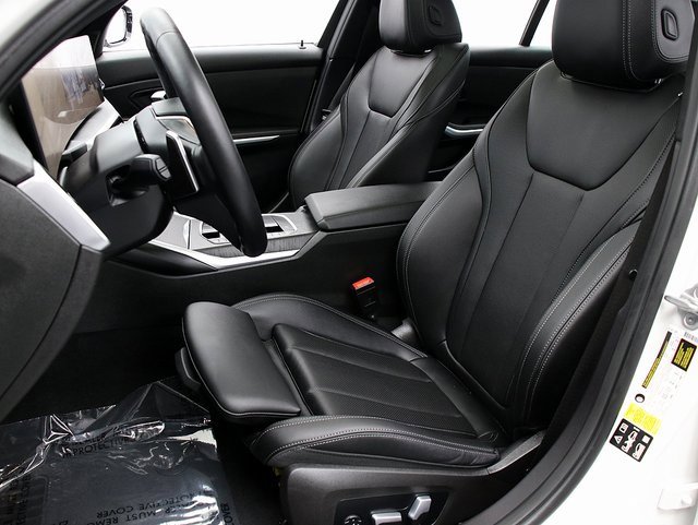 Used 2023 BMW 330i xDrive Sedan image 9