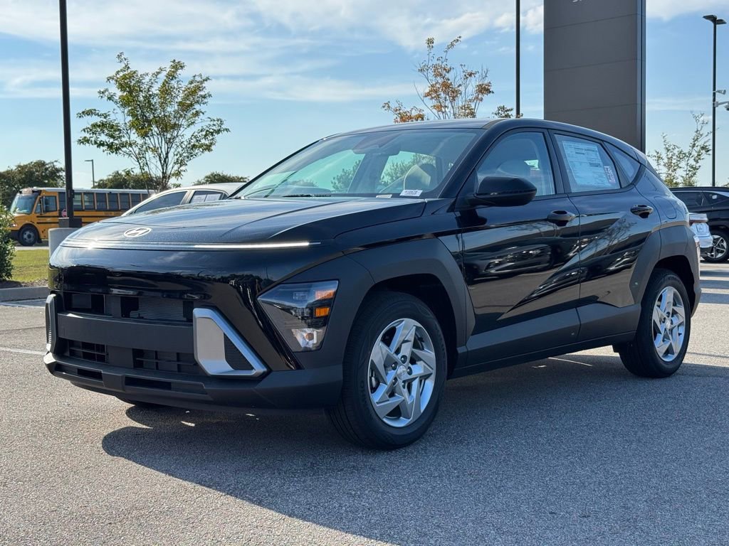 Used 2026 Hyundai Kona SE image 7