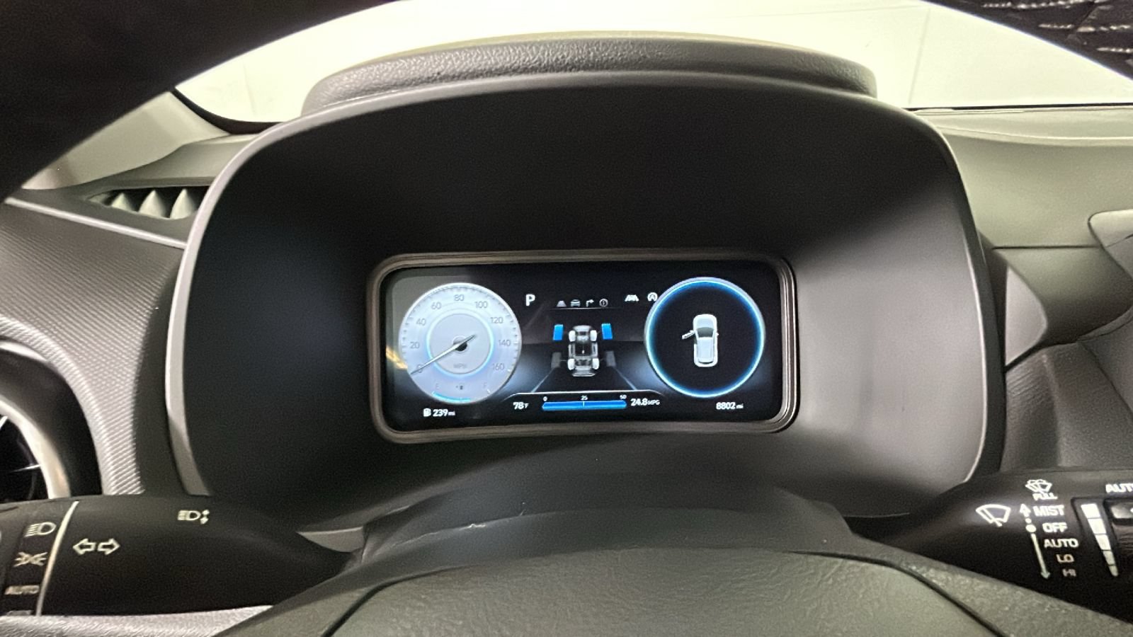 Used 2023 Hyundai Kona Limited AWD/4WD image 22