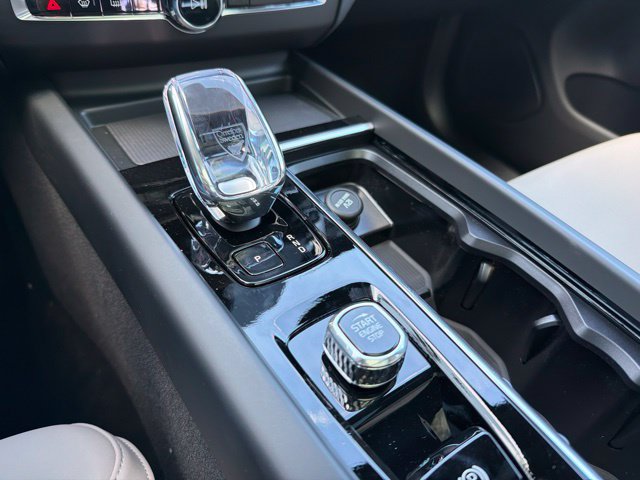 New 2027 Volvo XC60 B5 Core AWD/4WD image 20