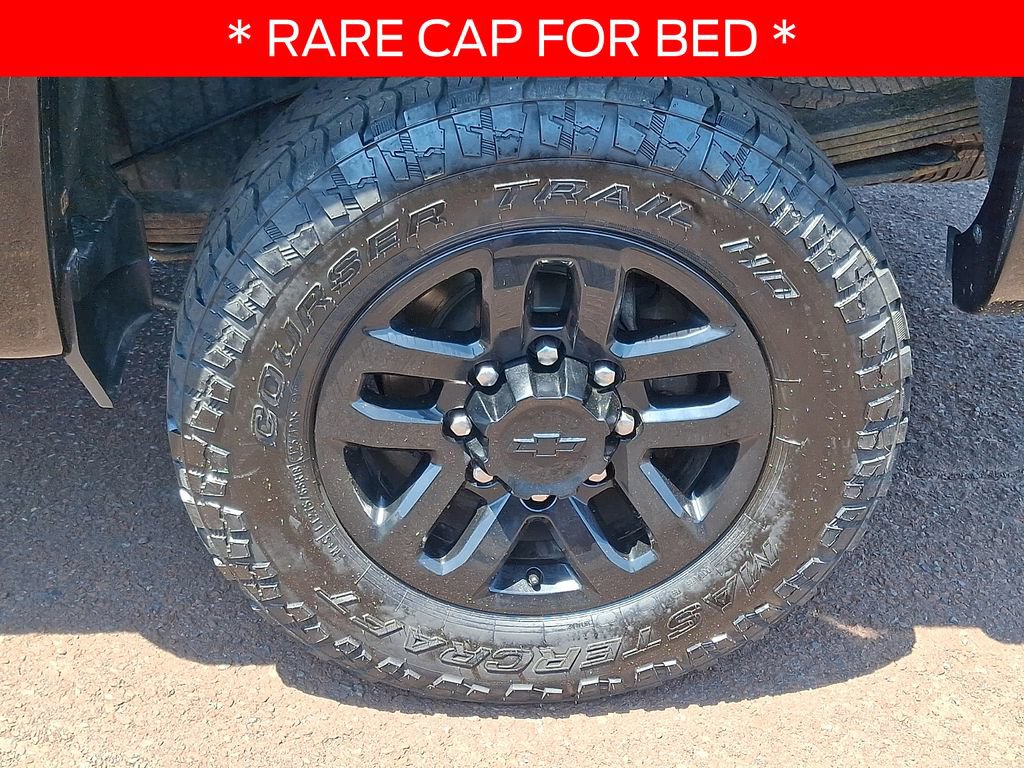 Used 2018 Chevrolet Silverado 2500 LT w/ Midnight Edition AWD/4WD image 7