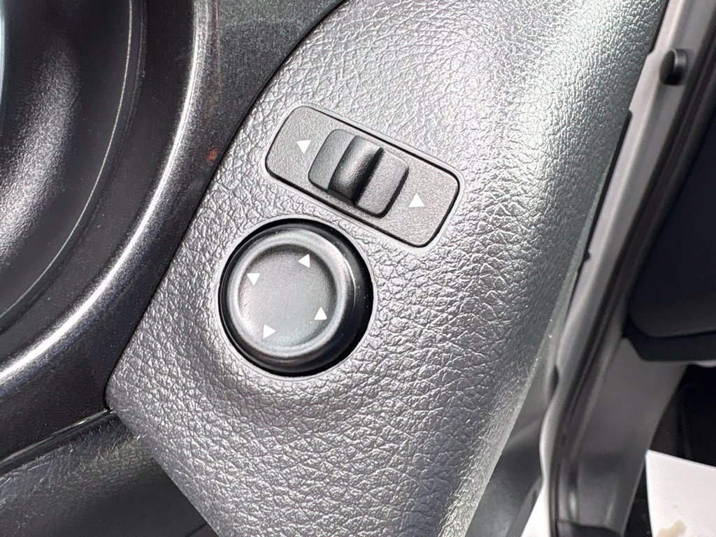 Used 2020 Nissan Rogue SV AWD/4WD image 13