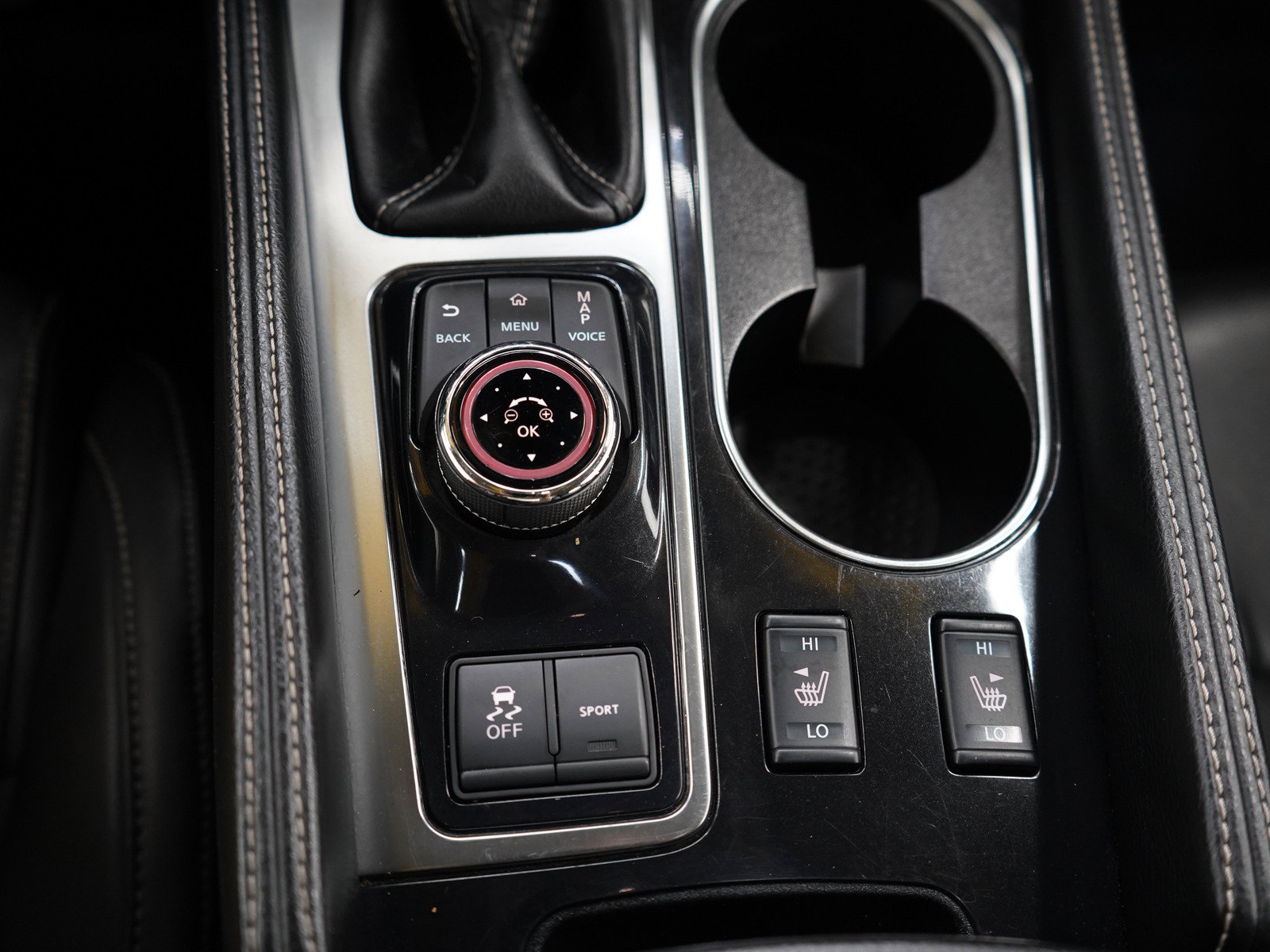 Used 2023 Nissan Maxima SL FWD image 22