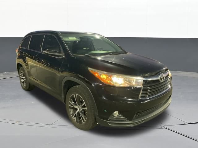 Used 2016 Toyota Highlander XLE
