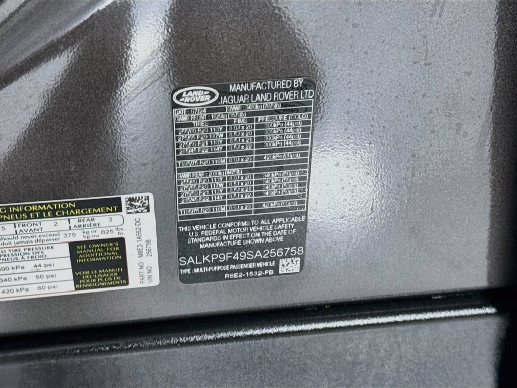 Used 2025 Land Rover Range Rover SE AWD/4WD image 35