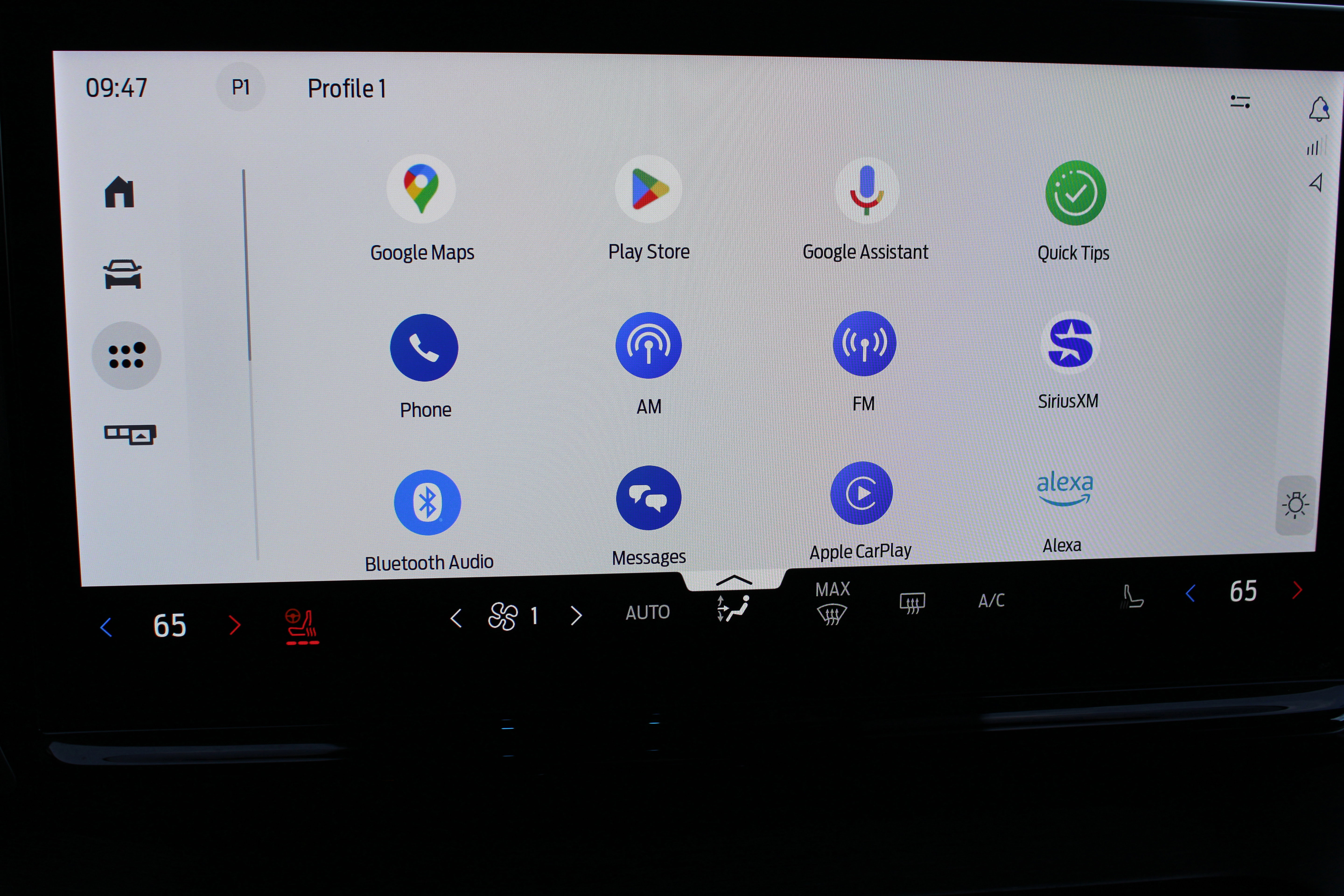 Used 2025 Ford Expedition Platinum image 23