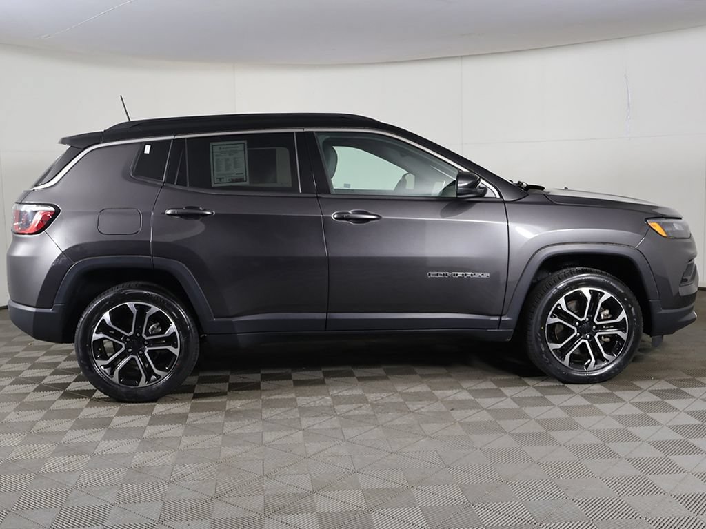Used 2023 Jeep Compass Limited AWD/4WD image 19