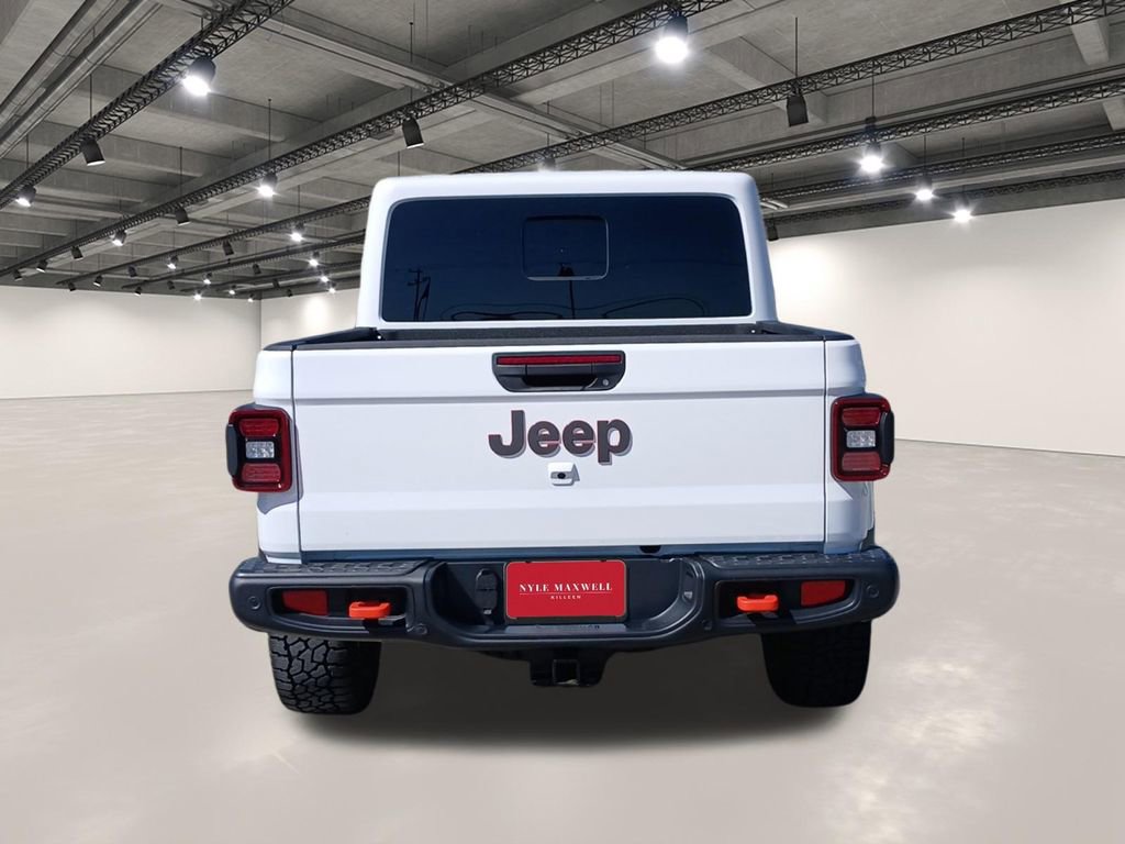 Used 2025 Jeep Gladiator Mojave AWD/4WD image 15